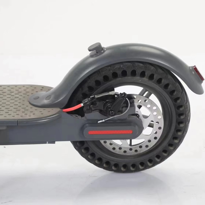 Off-Road Wide Tire 350W Klappbare Elektroroller mit leistungsstarker Lithiumbatterie und Reichweite von 30 km pro Ladung