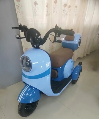 Elektro-Scooter-Dreifahrrad für Fahrgäste Fahrleistung ≥ 90 km Nein Nicht geschlossen Nein Nein