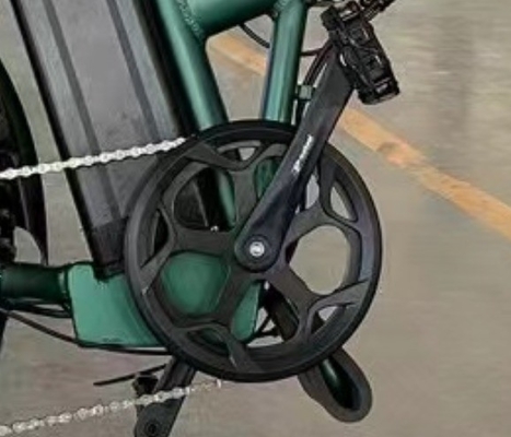Erwachsene Fahrräder Freizeitfahrt Off-Road und Stadtstraße Elektrofahrräder mit Smart Sensor Ladezeit 3 Stunden