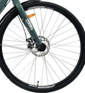 Elektrische automatische Fahrt 250 Watt Motor 700 c Stadtrad mit 7,6 Ah Batteriekapazität und 18 Geschwindigkeiten
