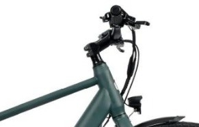 Elektrische automatische Fahrt 250 Watt Motor 700 c Stadtrad mit 7,6 Ah Batteriekapazität und 18 Geschwindigkeiten