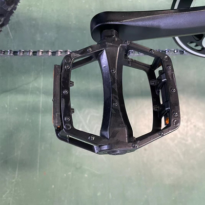 Stahlrahmen Elektrische Fettreifen Mountainbike Pit Bike Cruiser Motorräder für Erwachsene Batteriekapazität 15,6 Ah Rahmenmaterial Stahl