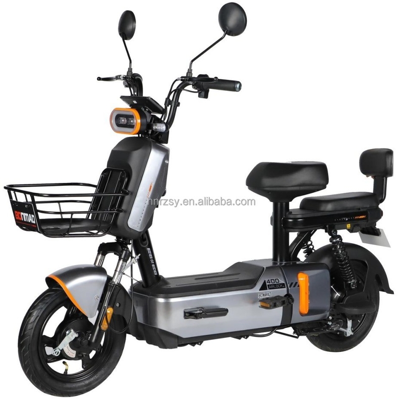 Sensor Smart Typ Elektro-Scooter Schnell und bequem für städtische Freizeit Maximalgeschwindigkeit 30-50Km/h